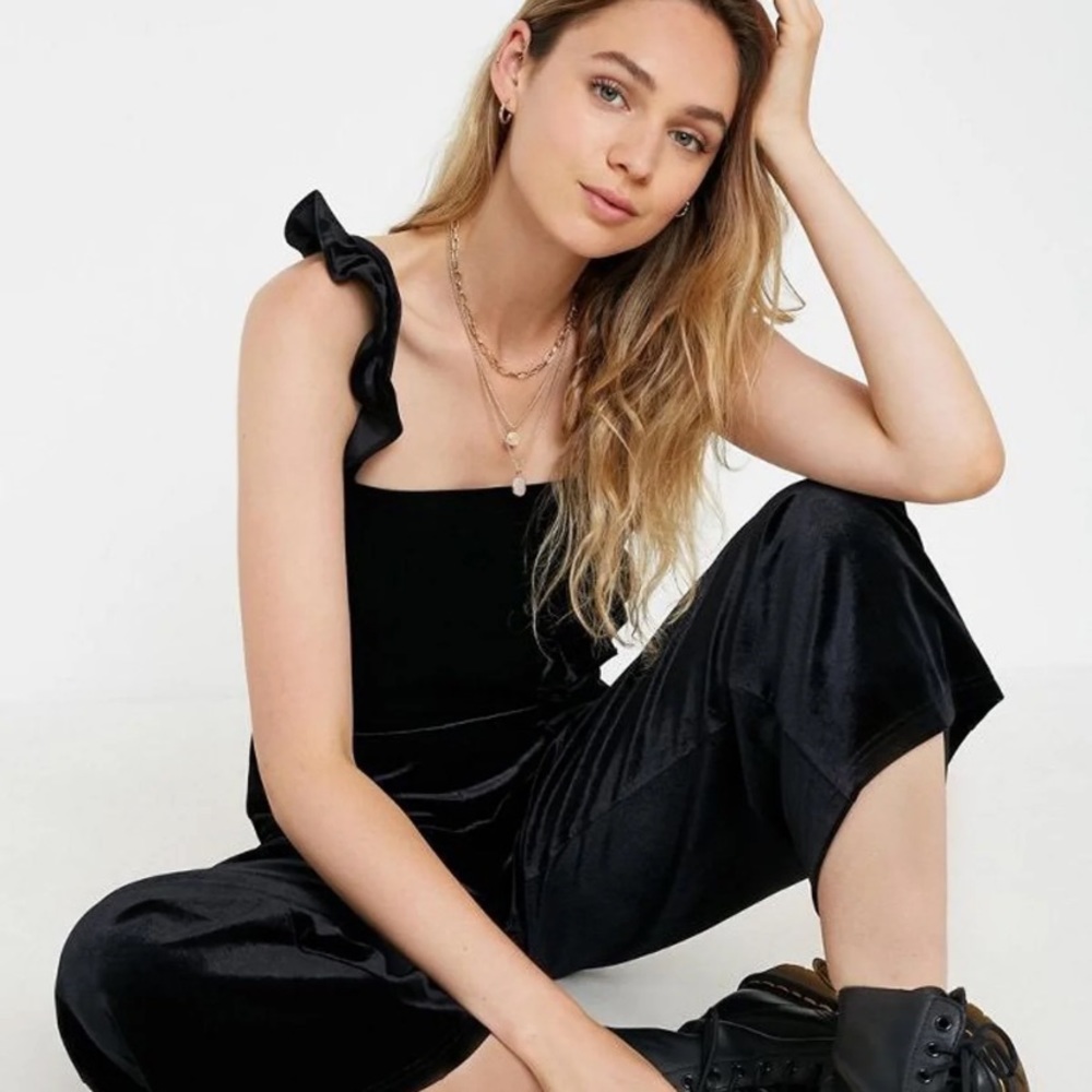 NWT Urban Outfitters Emmett Velvet Ruffle Jumpsuit